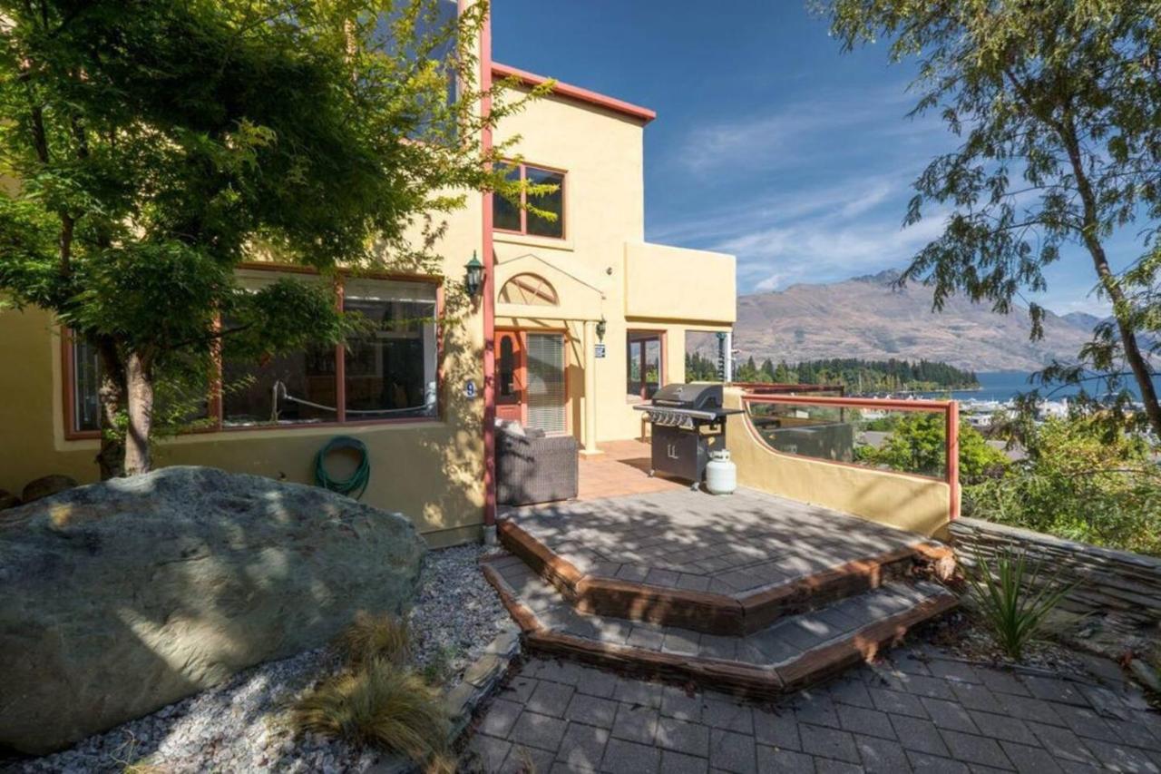 Magnificent Apartment With Great Views! Queenstown Exterior photo