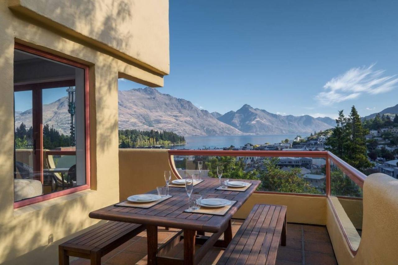 Magnificent Apartment With Great Views! Queenstown Exterior photo