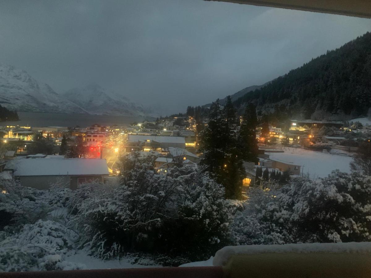 Magnificent Apartment With Great Views! Queenstown Exterior photo